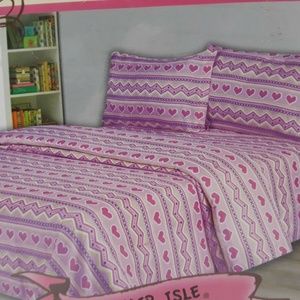 Heart Zig Zag Chevron Pattern Twin Sheet Set